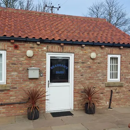 Cosy Village Location - One Bedroom Barn Barmston Exterior photo