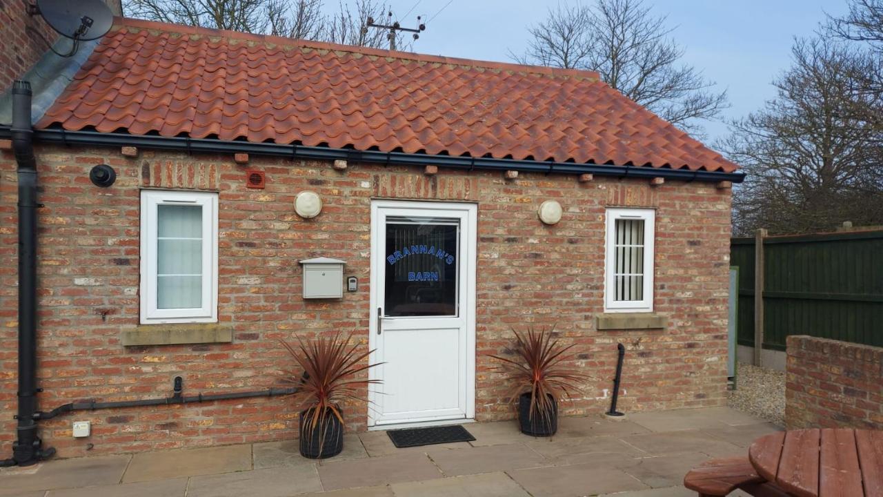 Cosy Village Location - One Bedroom Barn