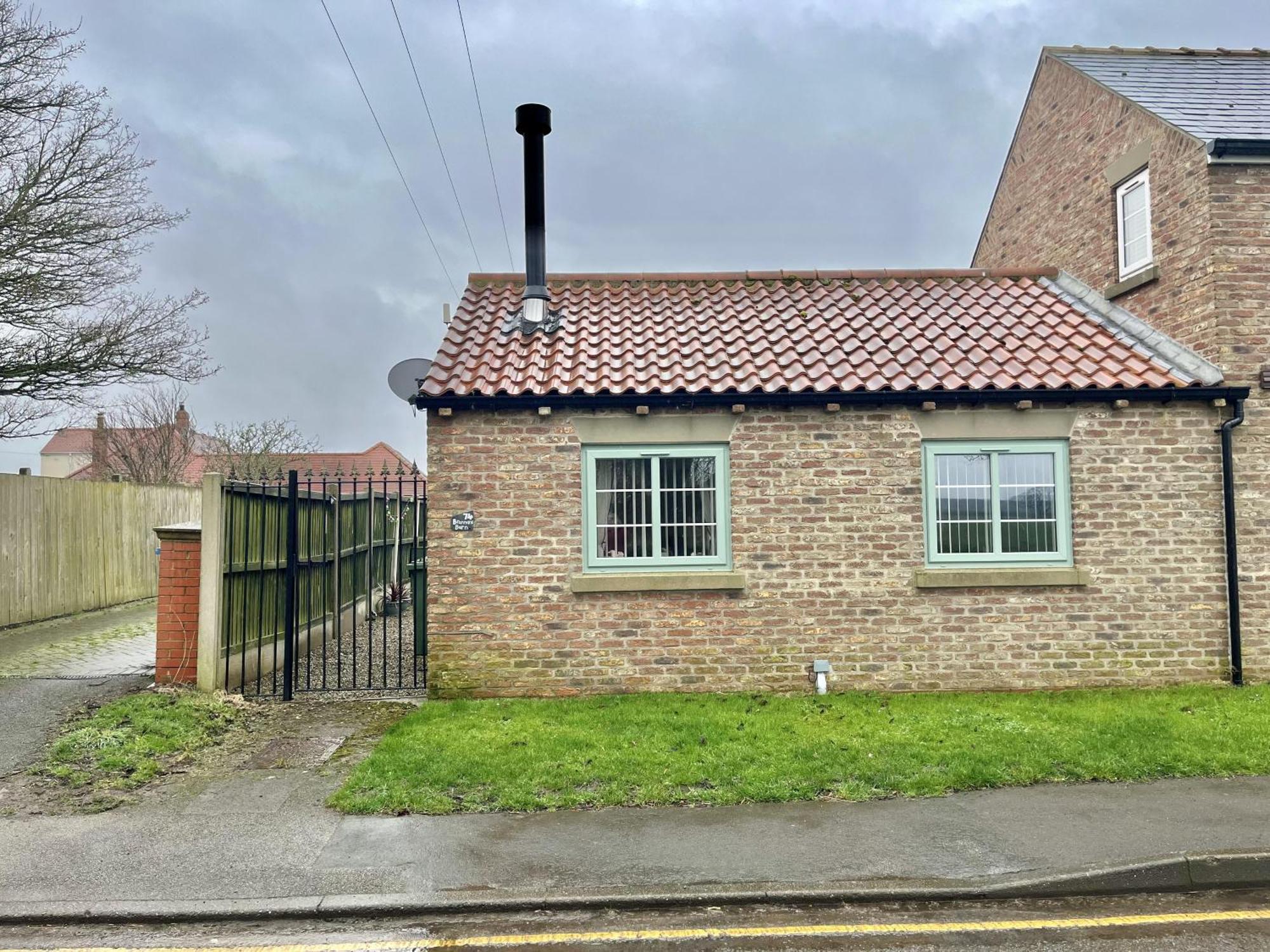 Cosy Village Location - One Bedroom Barn Barmston