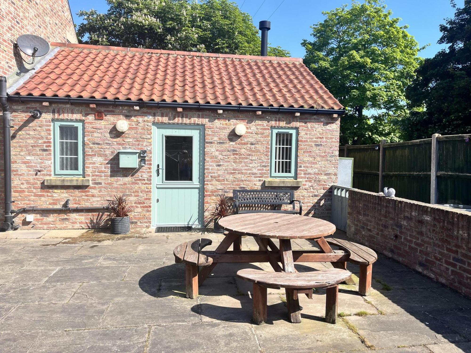 Holiday home Cosy Village Location - One Bedroom Barn *
