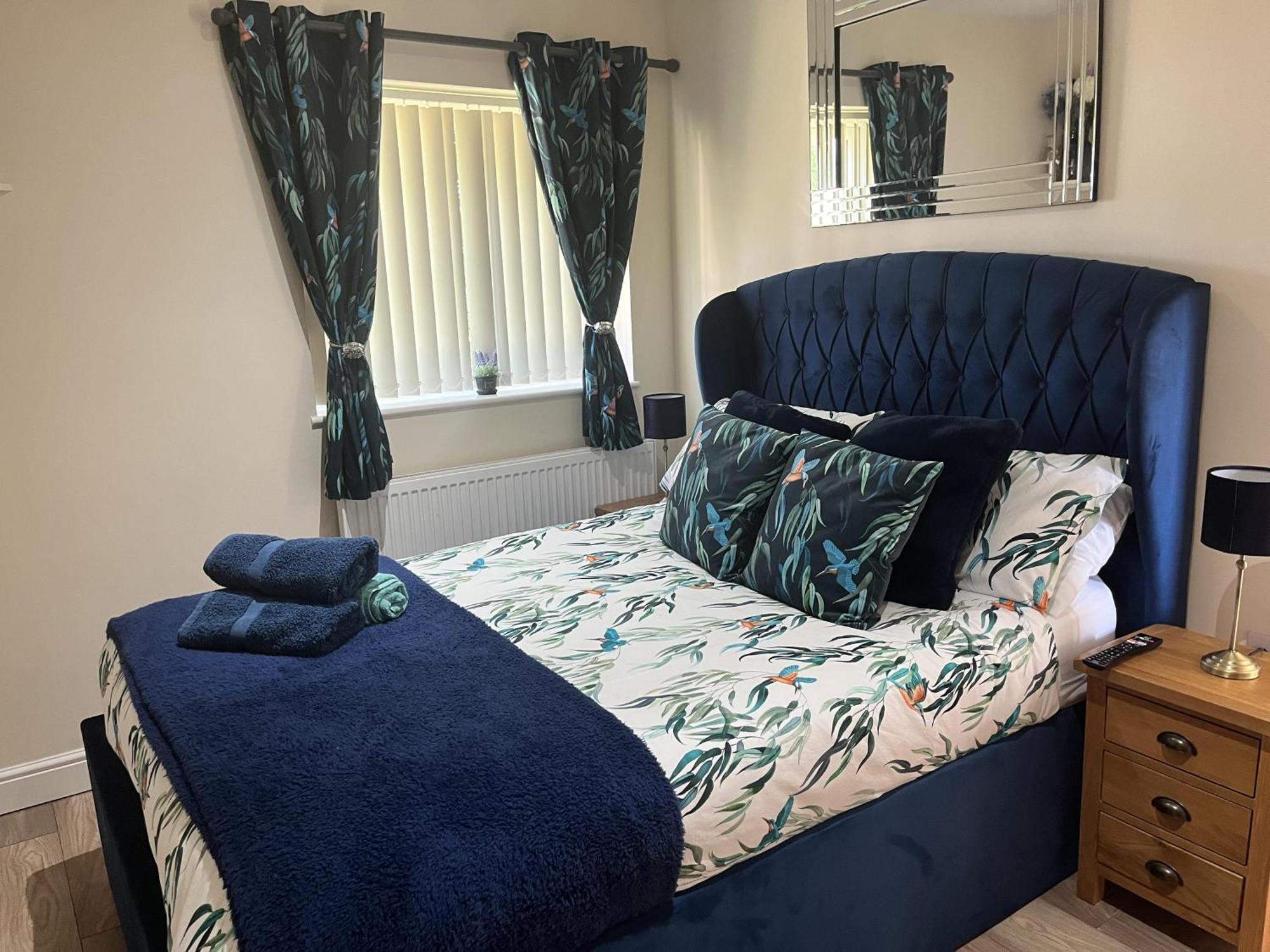 Cosy Village Location - One Bedroom Barn Holiday home